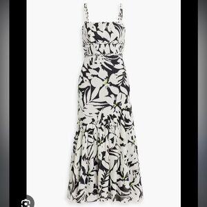 Monique Lhuillier Dress